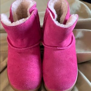 Pink UGG toddler size 9